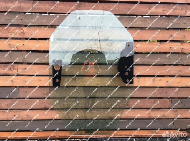 Стекло для мини-погрузчика Caterpillar 262c