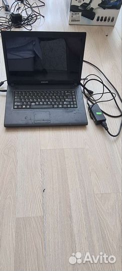Ноутбук samsung r519