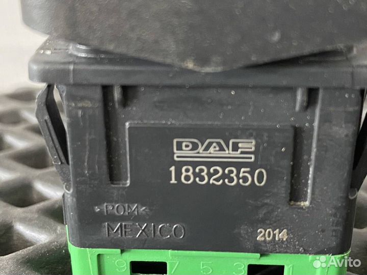Кнопка (выключатель) DAF 106 1832350