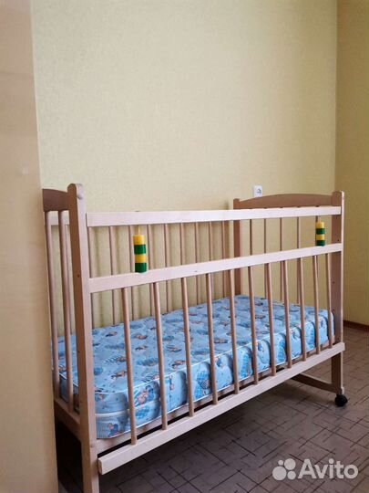 Детская кроватка/матрас/берёза/одеяло/простыни