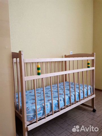 Детская кроватка/матрас/берёза/одеяло/простыни