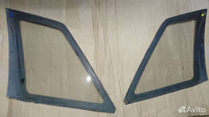 Форточки Skyline R32