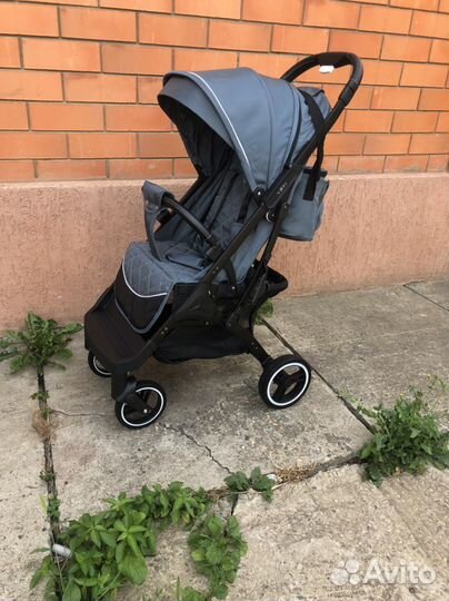 Коляска Yoya Обновлённая спинка