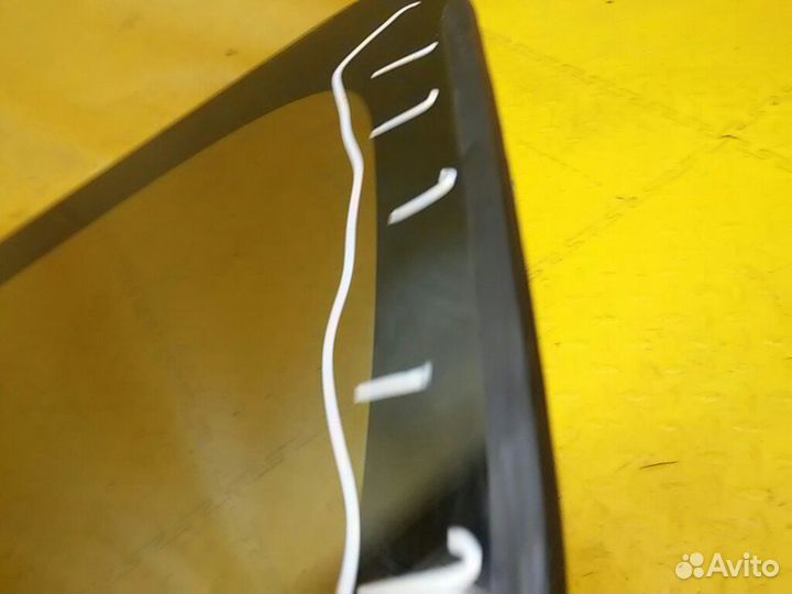 Стекло кузовное глухое левое RAV 4 (40)