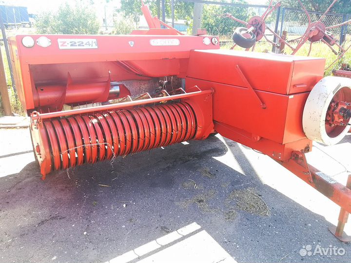 Пресс-подборщик Sipma Z224/1, 2000