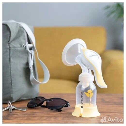 Молокоотсос medela ручной