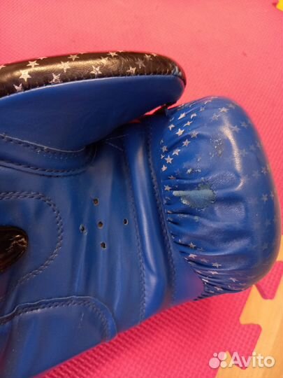 Боксерские перчатки 12 oz