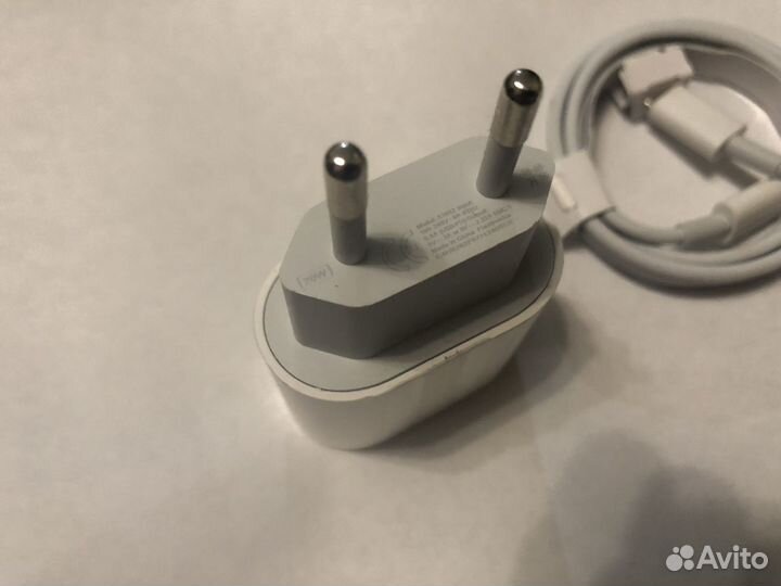 Быстрая зарядка для iPhone/iPad 20W