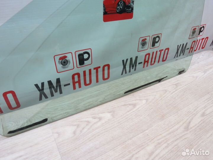 Стекло двери передней левой LADA Vesta