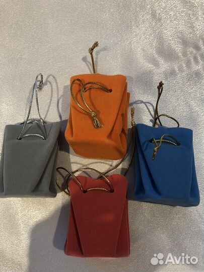 Футляры в ассортименте