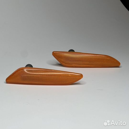 Поворотник Alfa Romeo 156 правый/левый