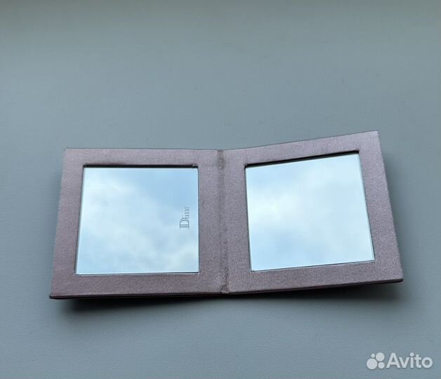 Dior зеркало розовое двойное