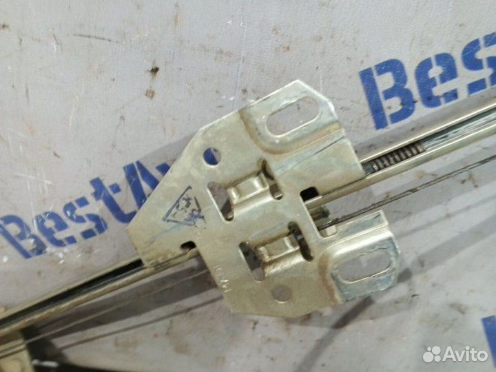 Стеклоподъемник электрический передний левый LADA