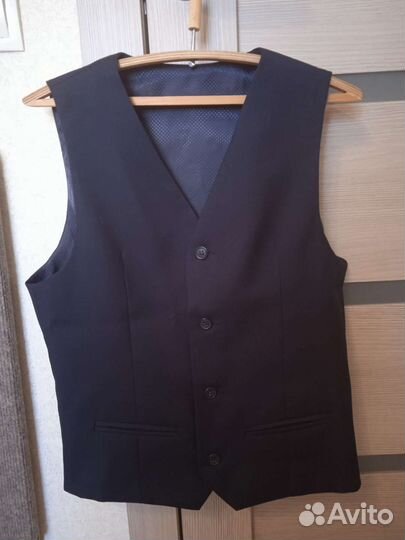 Жилетка для мальчика 152/34
