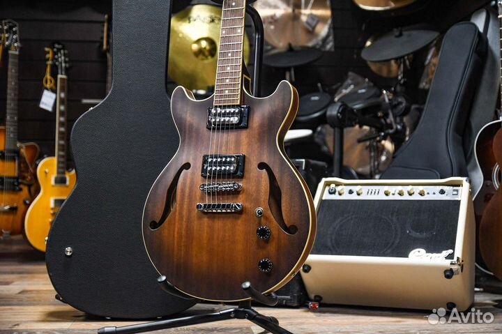 Полуакустическая электрогитара Ibanez (комплект)