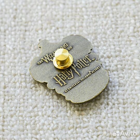 Значок Гриффиндор - герб факультета (Гарри Поттер)