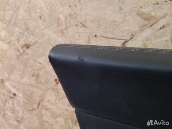 Обшивка двери передней левой Bentley Continent