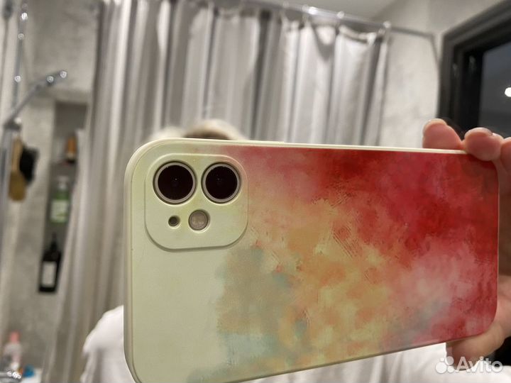 Чехол на iPhone 11