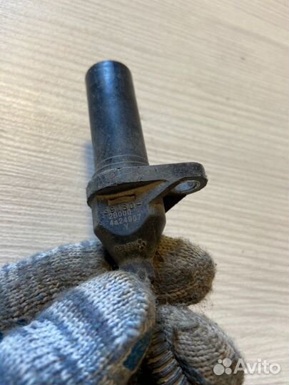 Датчик положения коленвала Kia Rio