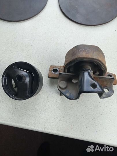 Подушки двигателя