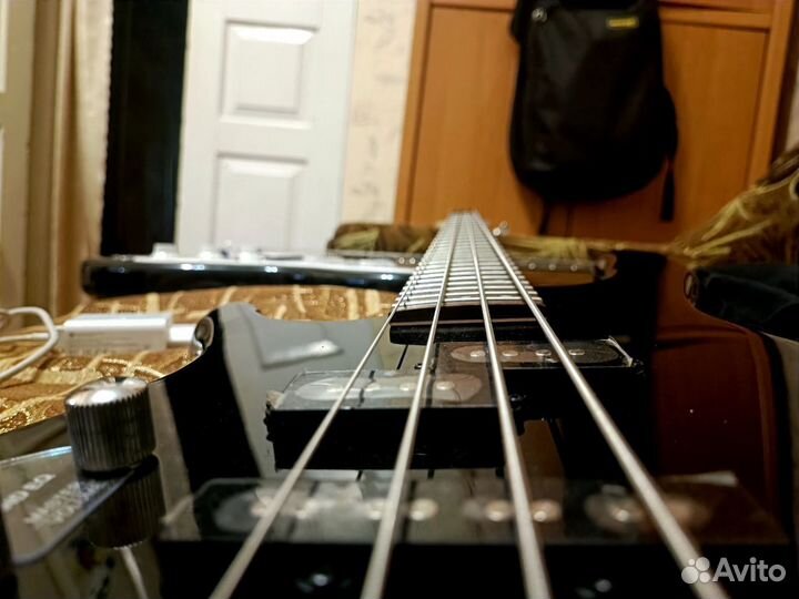 Продам Бас - гитару