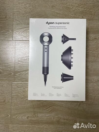 Фен Dyson supersonic hd02