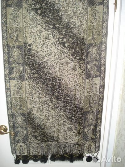 Шарфы и палантины