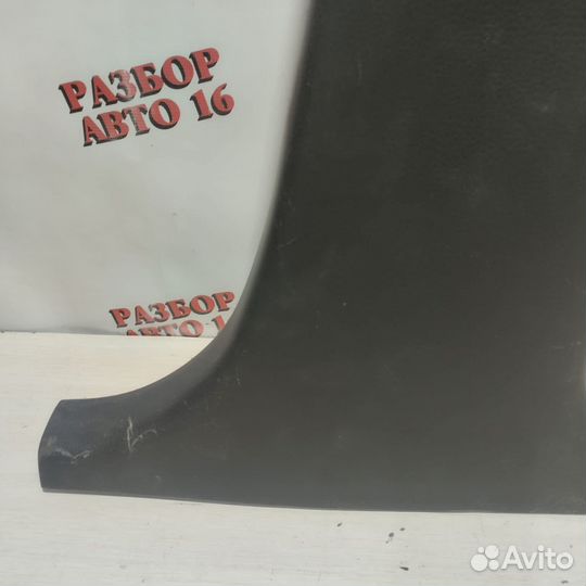 Правая обшивка стойки Suzuki Liana