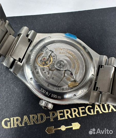 Часы Girard-Perregaux Laureato 42mm (Новые)