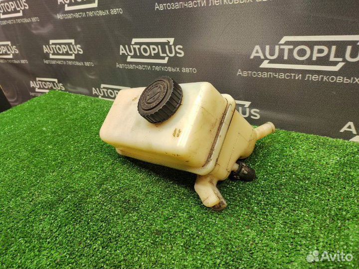 Бачок гур Iran Khodro Samand 1.8 ptcl6A10CVX1 2007