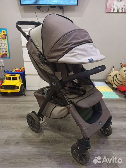 Прогулочная коляска chicco kwik. one