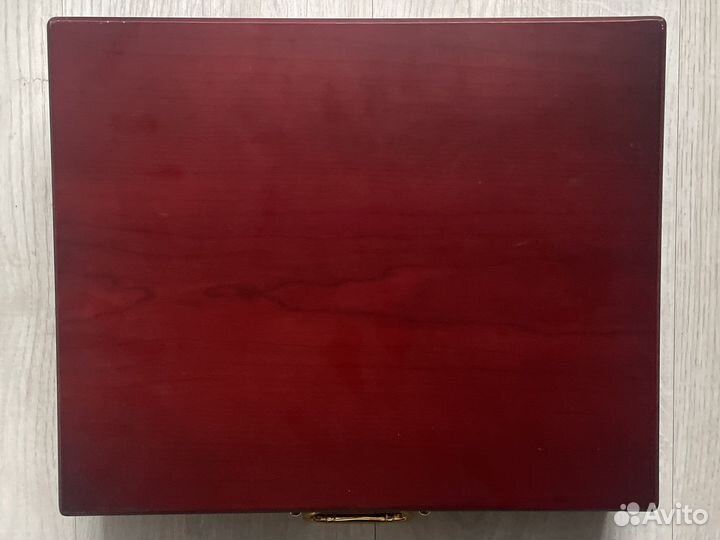 Чемоданчик для мелких вещей от электронного гольфа