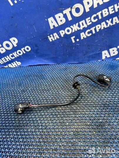 Датчик положения коленвала Mitsubishi Lancer 9