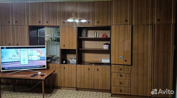 Стенка в гостиную бу