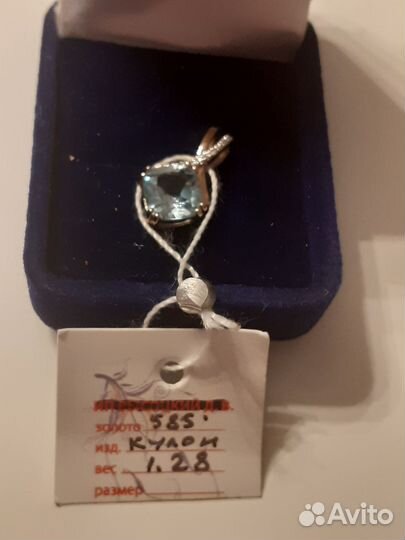 Подвеска золотая 585 пробы с топазом и 11 бр