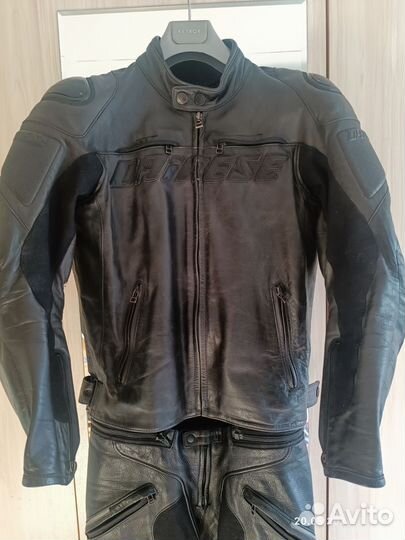 Мотокомбинезон раздельный кожаный мужской Dainese