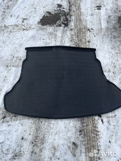 Коврик в багажник hyundai solaris