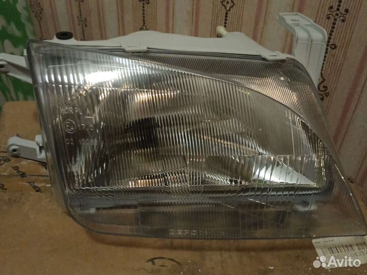 Фара suzuki swift