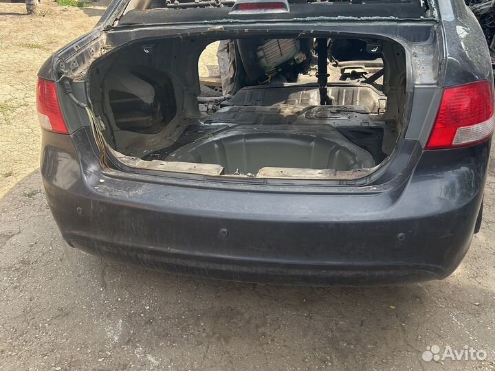 Задний бампер Kia Magentis 2010