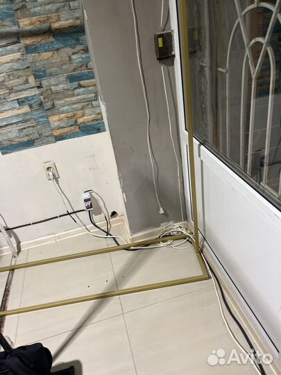 Вешалка напольная