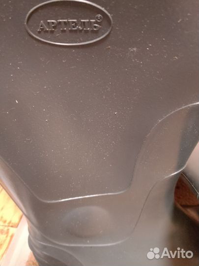 Сапоги резиновые с металической вставкой