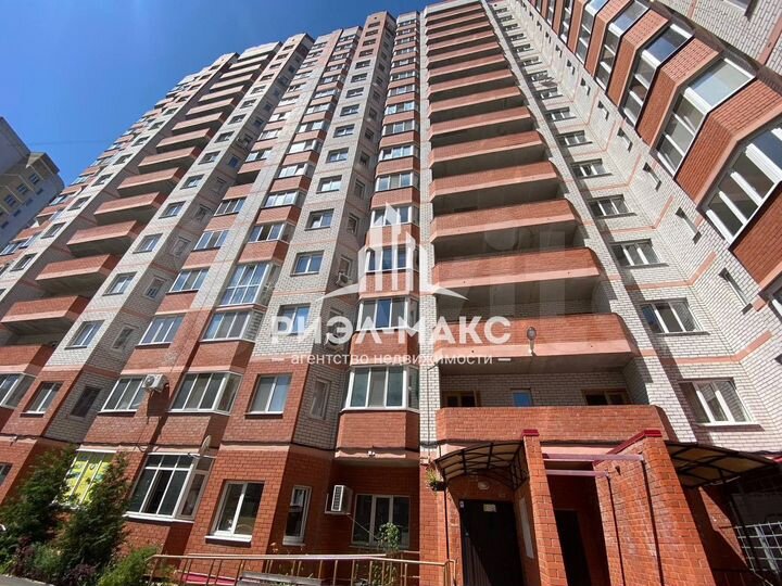 2-к. квартира, 83,5 м², 7/16 эт.