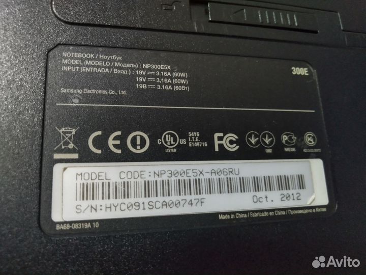 Ноутбук Samsung np3000e5c