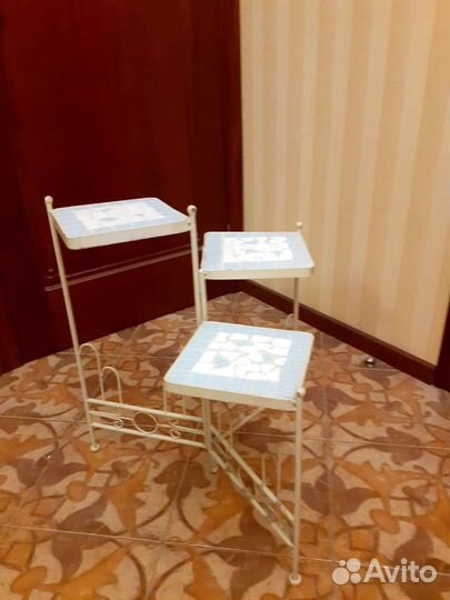 Комплект подставок для цветов из двух шт