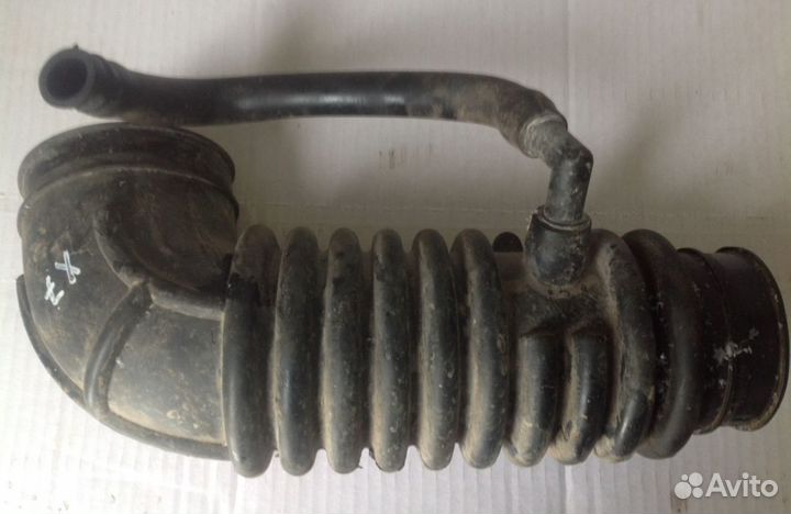 Гофра труба воздушного фильтра Джили Эмгранд x7