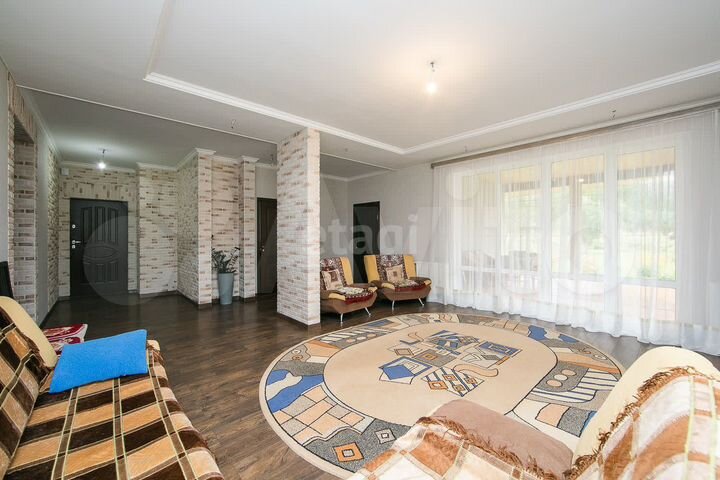 Дом 173 м² на участке 12 сот.