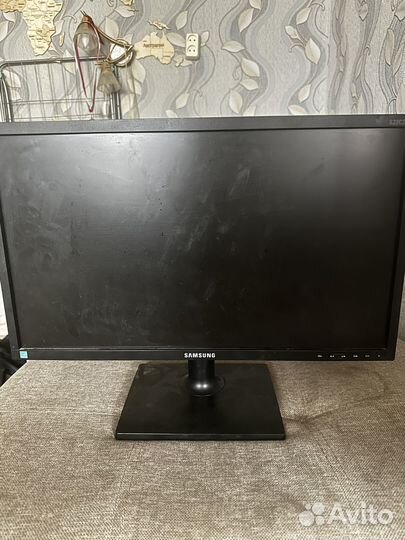 Монитор Samsung