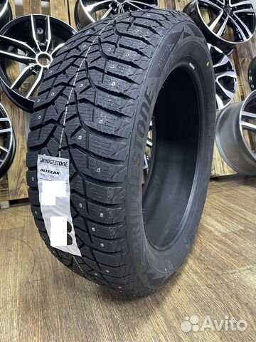 Bridgestone Blizzak Spike-02 175/65 R14 86T