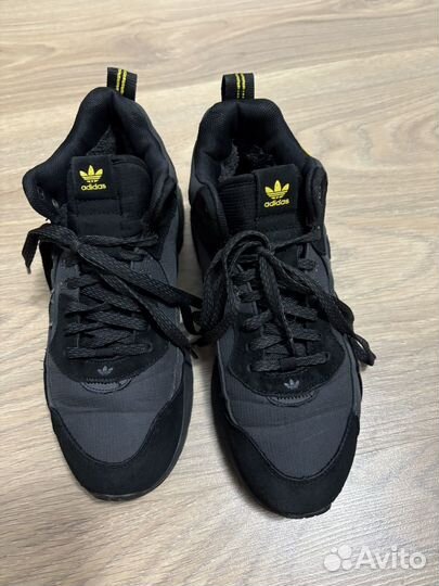 Кроссовки adidas оригинал