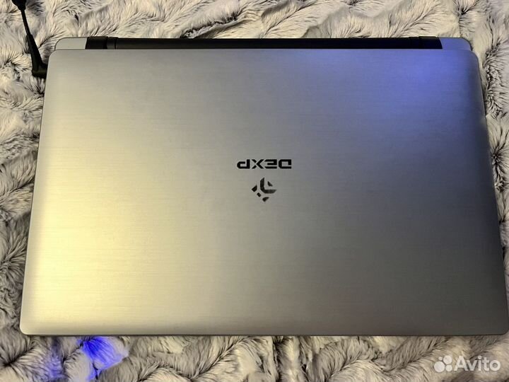 Ноутбук dexp